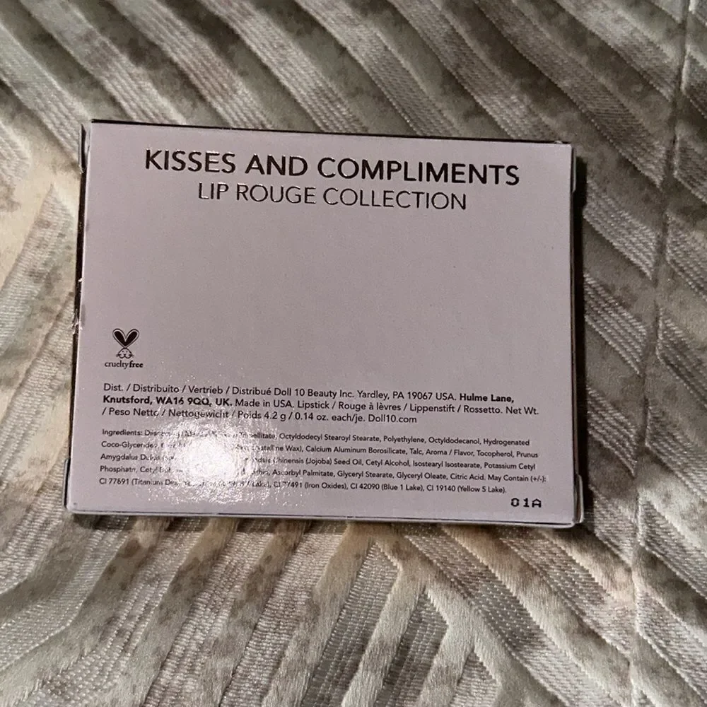 NEW DOLL10 KISSES & COMPLIMENTS LIP ROUGE COLLECTION